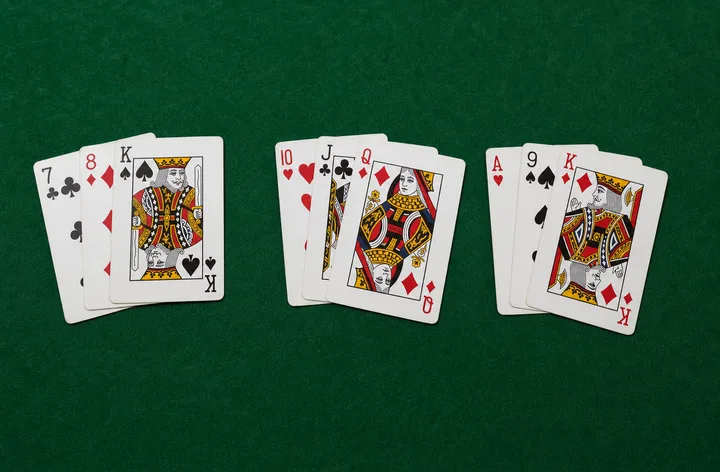 Gallery of four Teen Patti Trail examples with sevens, nines, jacks, and aces on green felt